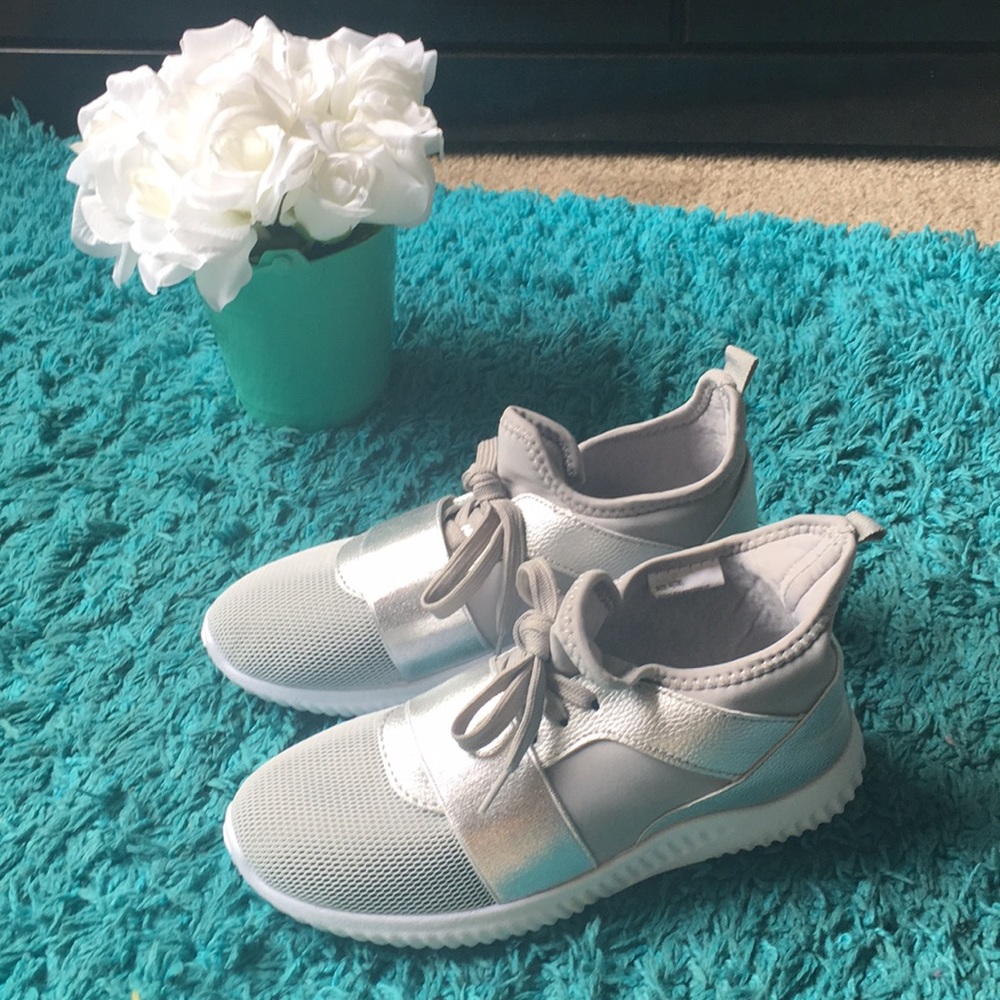 Sneaker